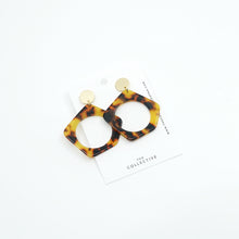 Shonda Geometric Tortoise and Gold Earrings
