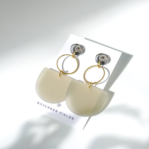Cleopatra - Gray Acetate Earrings