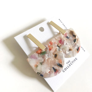 STRONG IRIS EARRINGS OURs - メルカリ